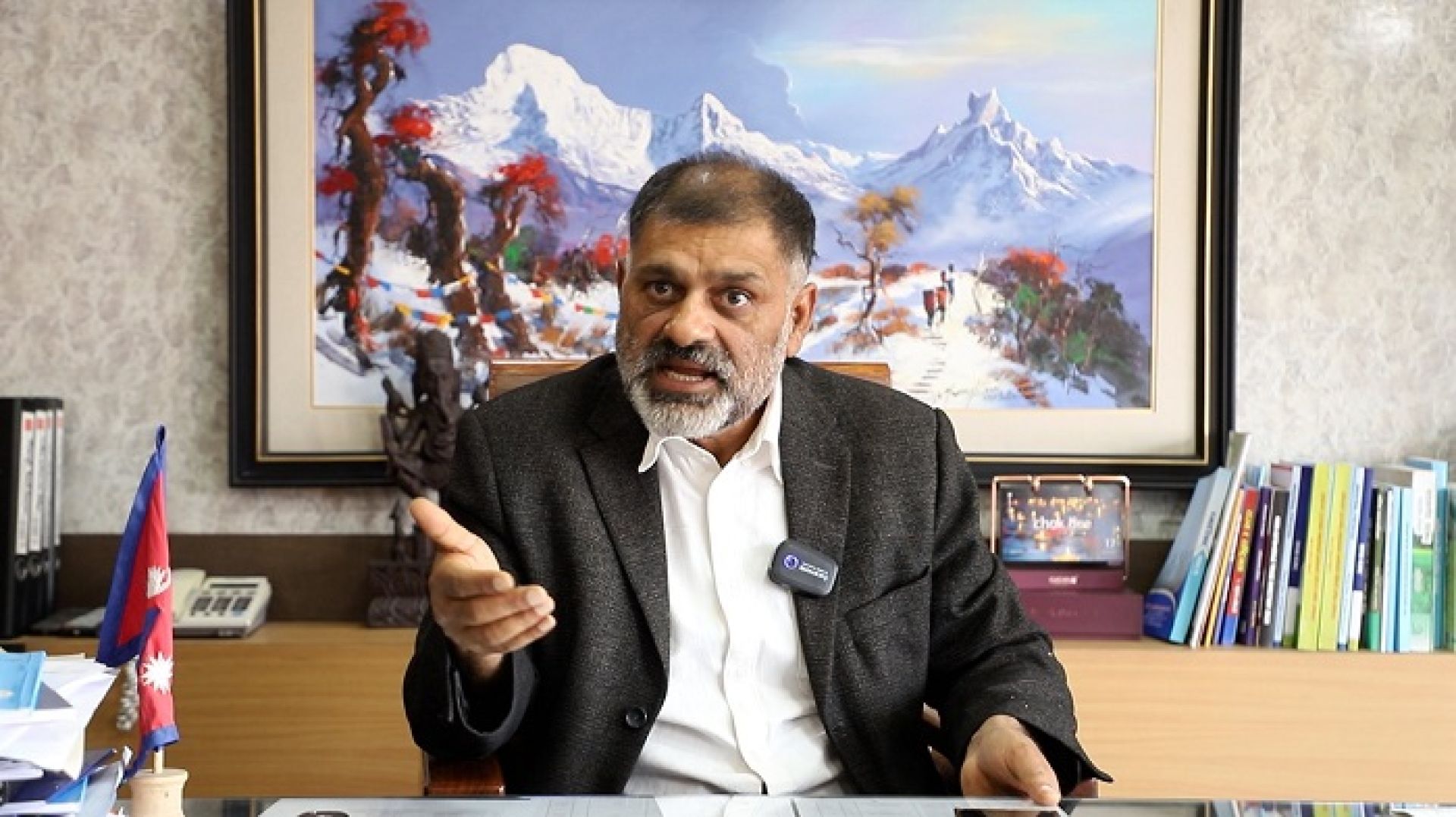 एमआरपीको मुद्दा थप पेचिलो बन्दै, ऐन बनेको ७ वर्षसम्म पनि किन कार्यान्वयनमा आएन ?